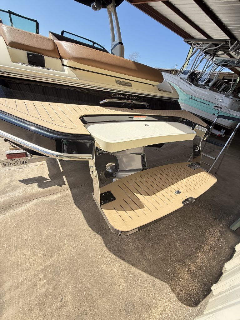 2026 CHRIS CRAFT SPORTSTER 25 MR SURF