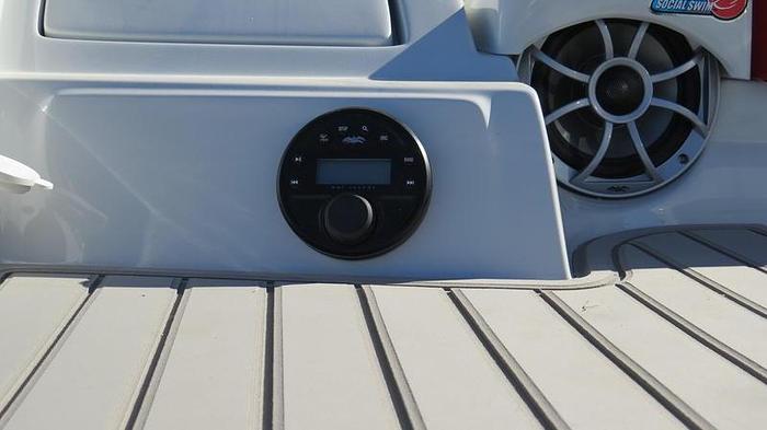 2024 Crownline 250 XSS