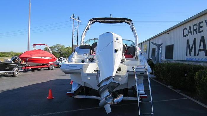 2024 Crownline E260 XS