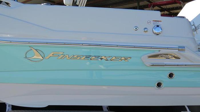 2024 Crownline Finseeker 210CC