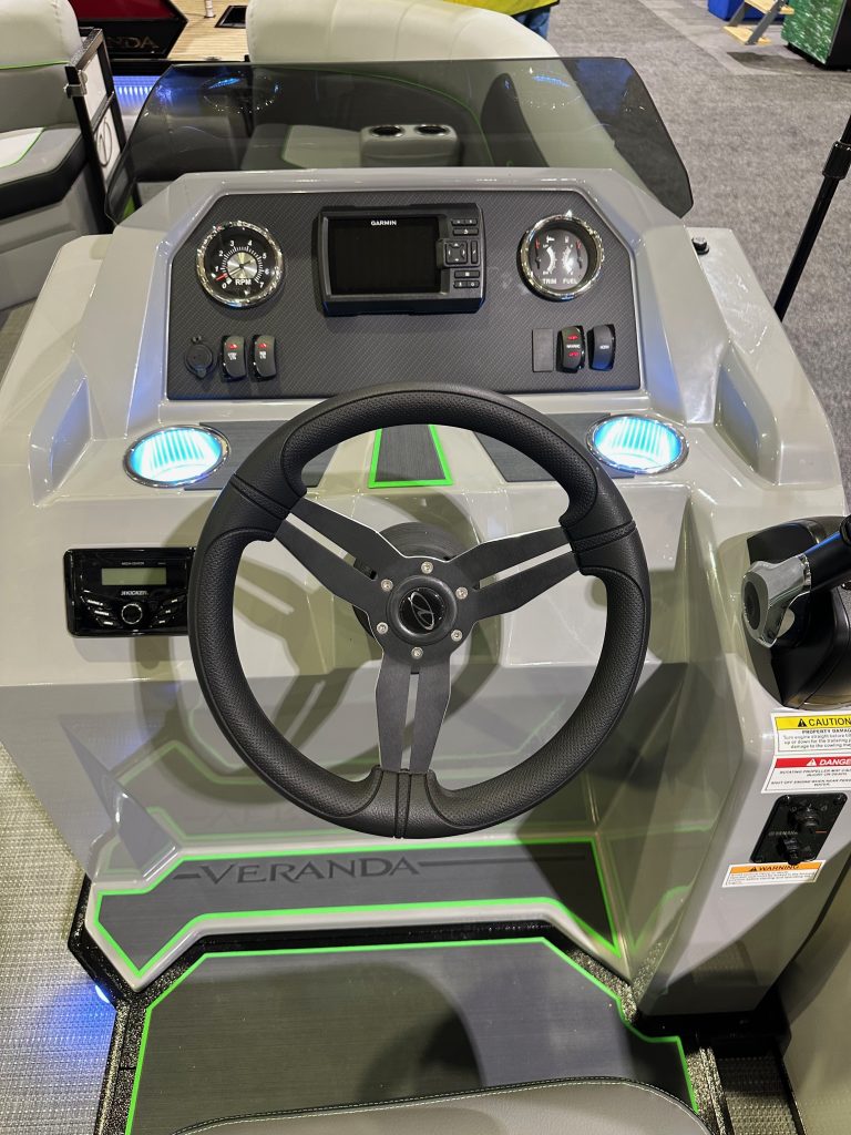 2026 Veranda VS22RC Tri-Toon