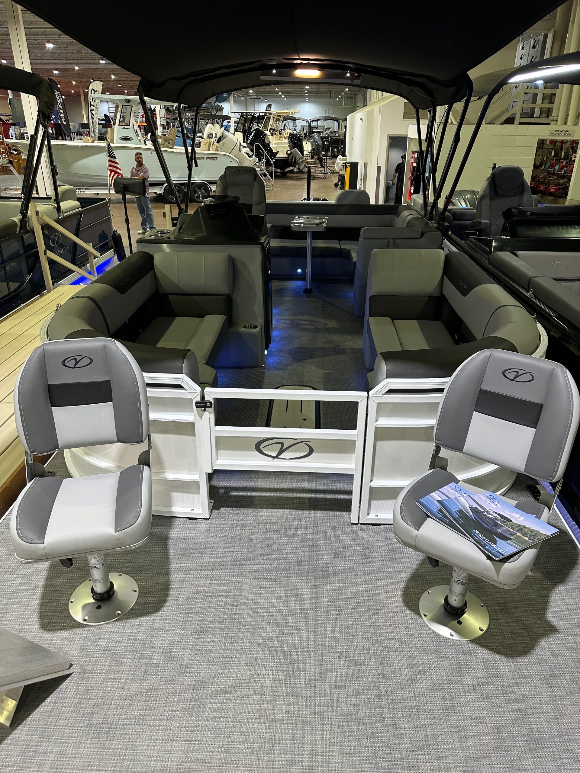 2026 Veranda VR22RC Pontoon