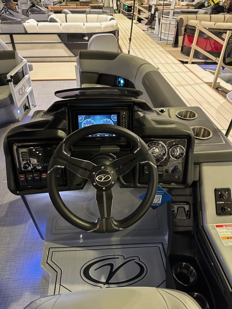 2025 Veranda VX25DCRC Luxury Tri-Toon