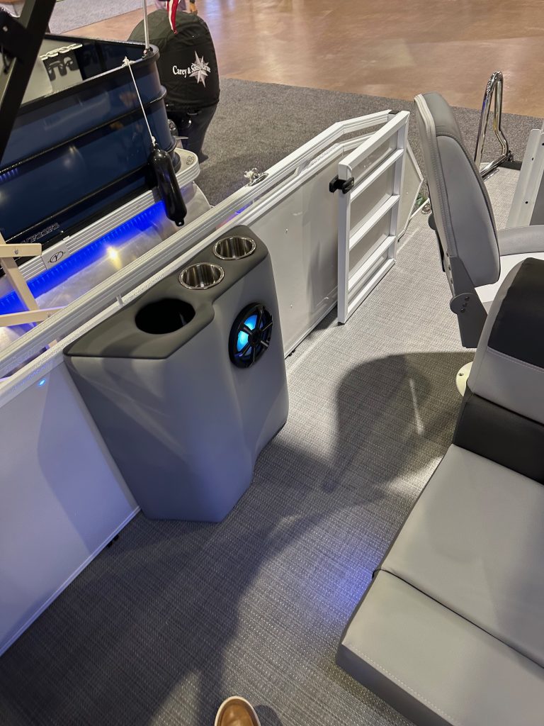 2026 Veranda VR22RC Pontoon