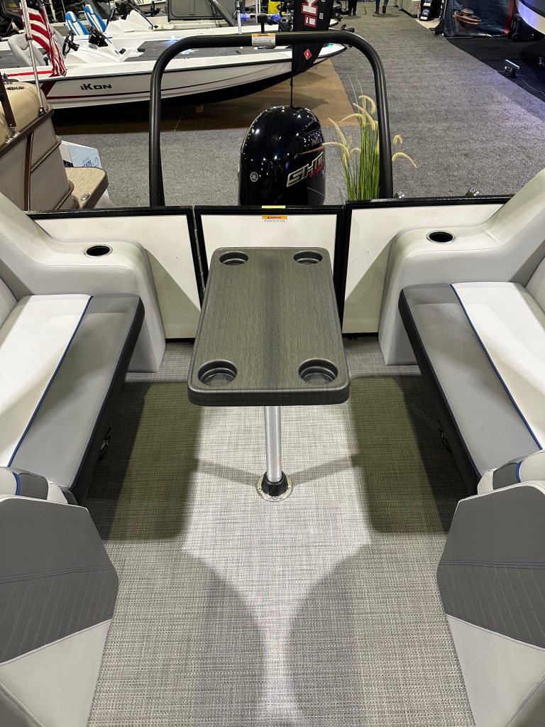 2026 Veranda VS22RC Tri-Toon