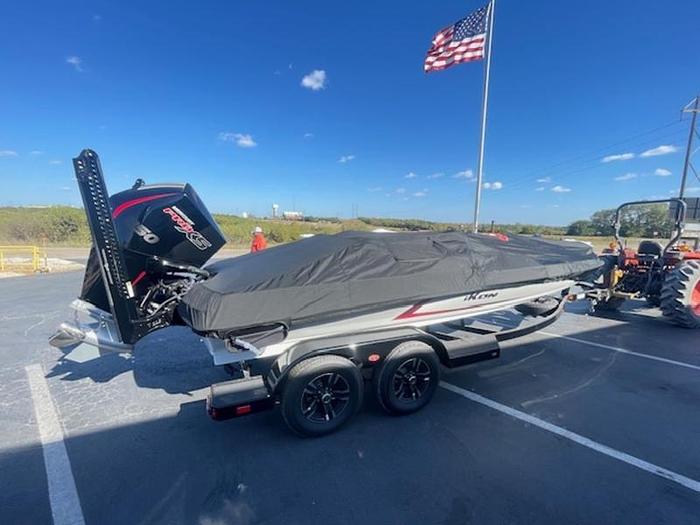2025 IKON VLX 21 Bass Boat