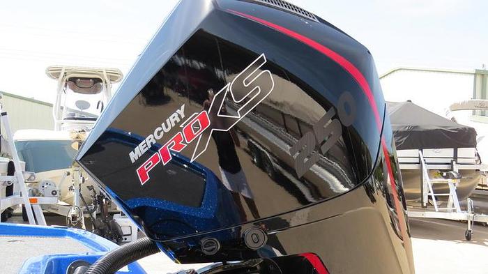 2025 IKON VLX21 Bass Boat