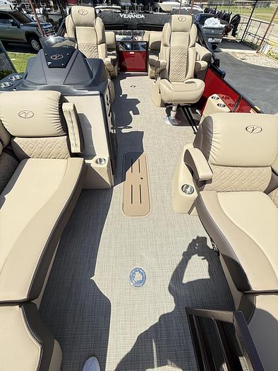 2025 Veranda VR22RC Tri-Toon – XL PACKAGE