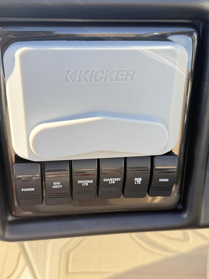 2026 Veranda VR 22 RC Pontoon