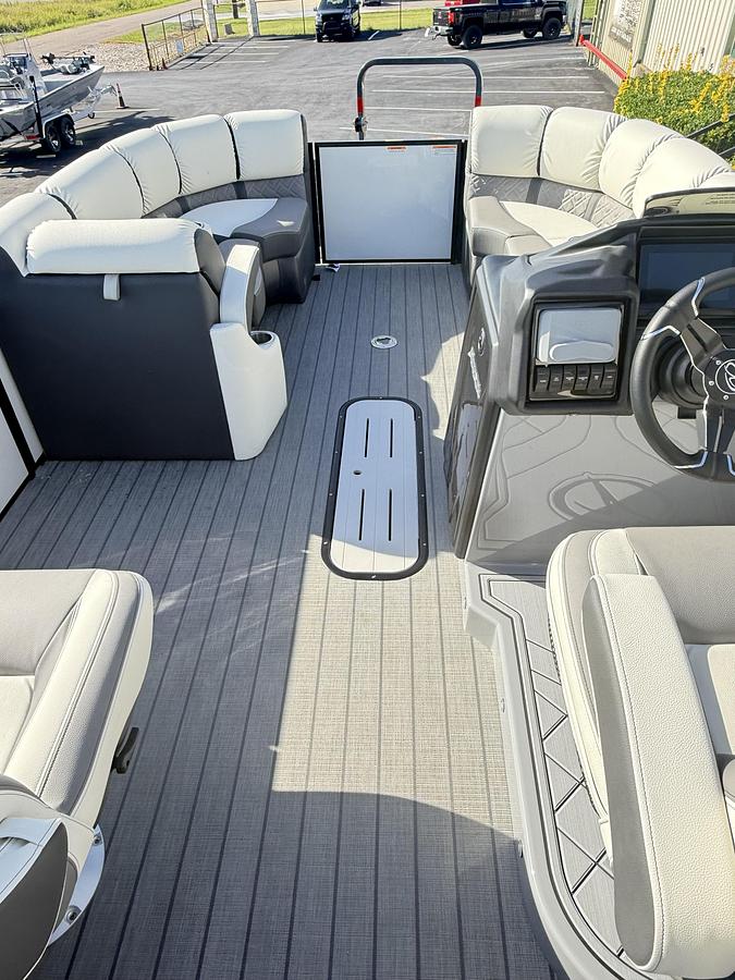 2026 Veranda VR 22 RC Pontoon
