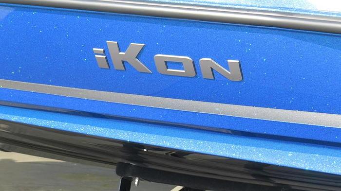 2025 IKON VLX21 Bass Boat