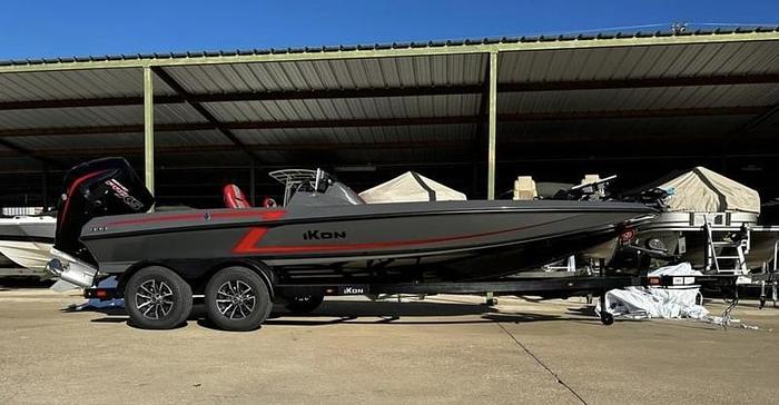 2024 iKon LX20 Bass Boat