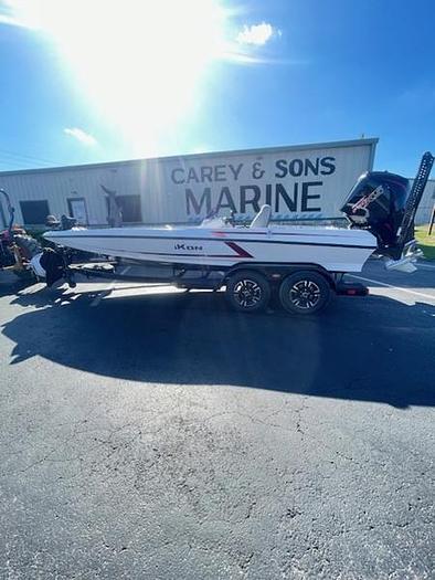 2025 IKON VLX 21 Bass Boat