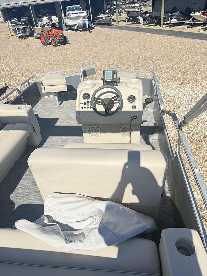 1989 TRACKER/TAHOE Bass Buggy