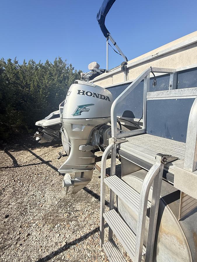 1989 TRACKER/TAHOE Bass Buggy