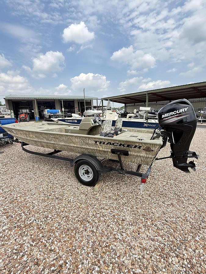 2017 TRACKER/TAHOE 1754 MVX S/C