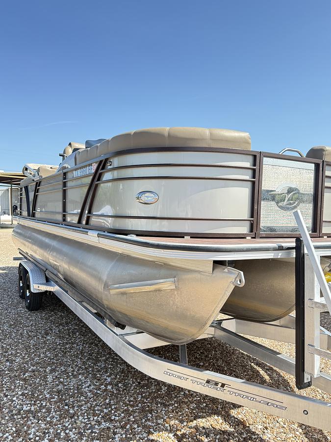 2019 Veranda VX25RC Pontoon