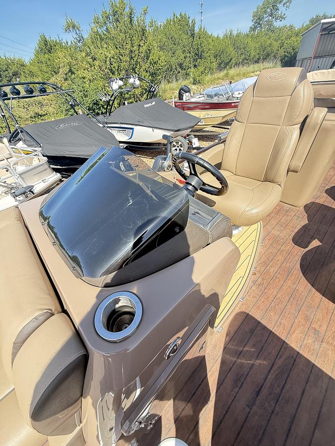 2019 Veranda VX25RC Pontoon