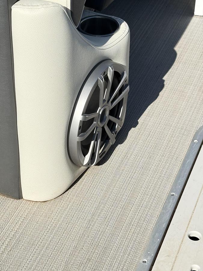 2021 Veranda VP22VLC Pontoon