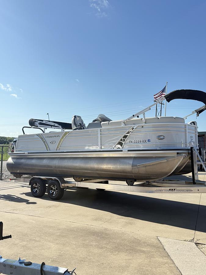 2021 Veranda VP22VLC Pontoon