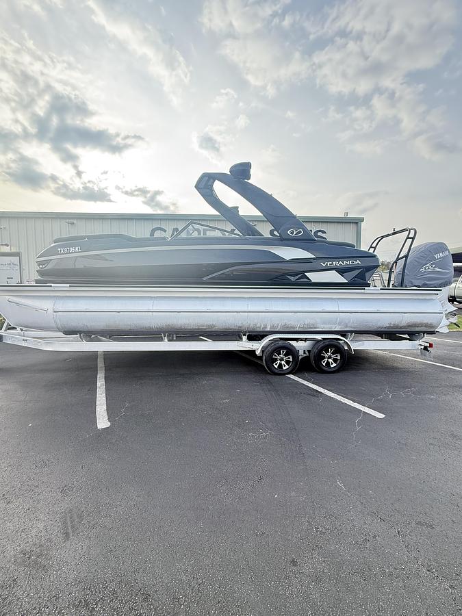 2022 Veranda V-ONE