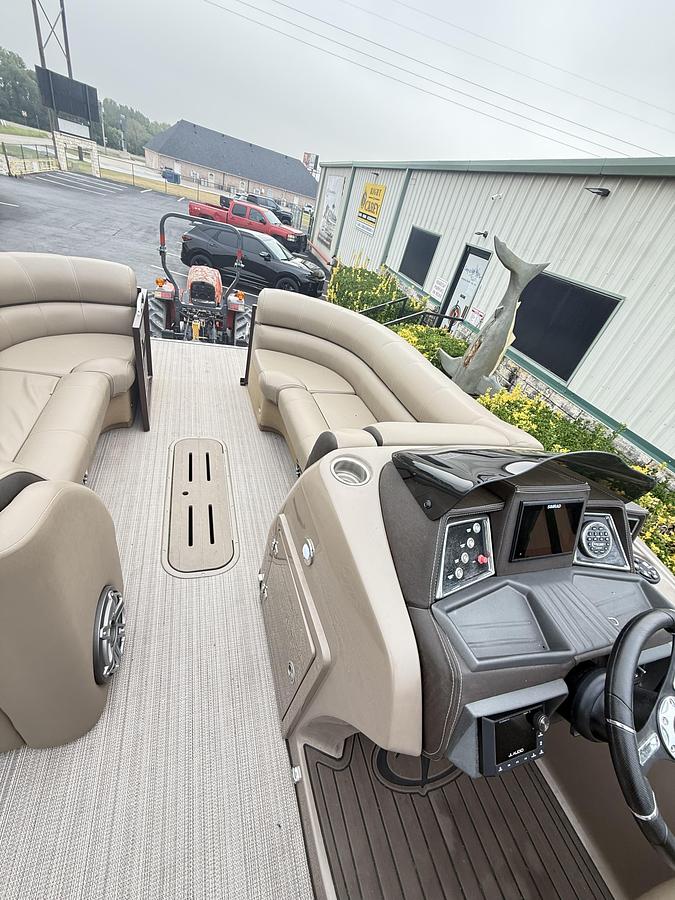 2023 Veranda VTX25VLC Pontoon
