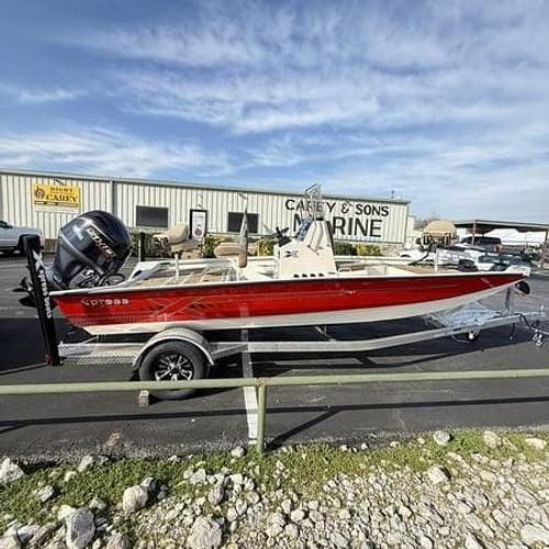 2025 Xpress H-20 BAY Center Console