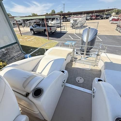 2013 BENNINGTON 2550 QBR Pontoon