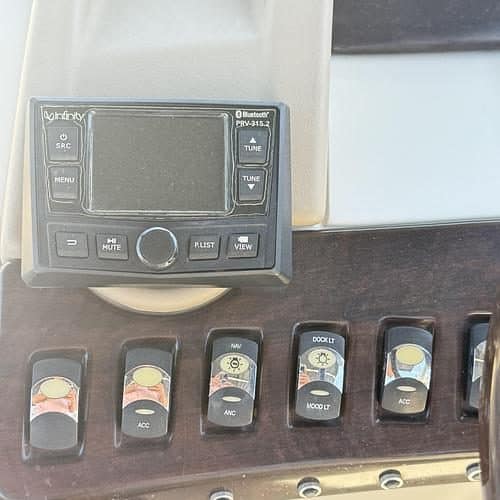 2013 BENNINGTON 2550 QBR Pontoon