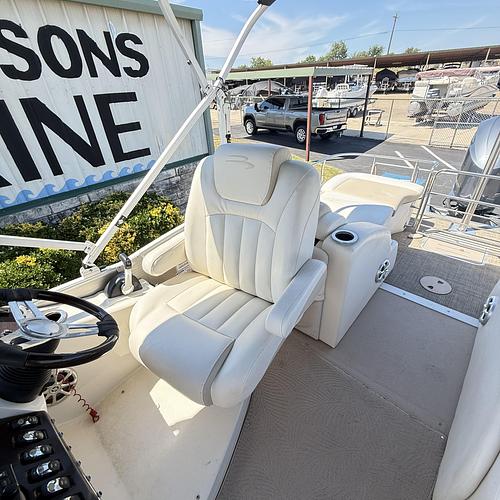 2013 BENNINGTON 2550 QBR Pontoon