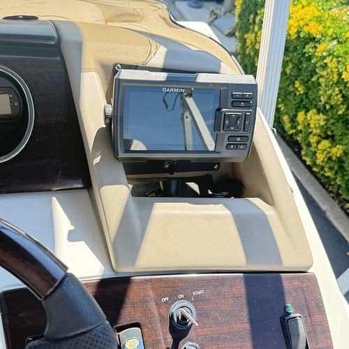 2013 BENNINGTON 2550 QBR Pontoon