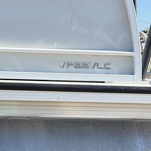 2021 Veranda VP22VLC Pontoon