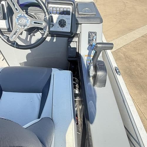 2021 Veranda VP22VLC Pontoon