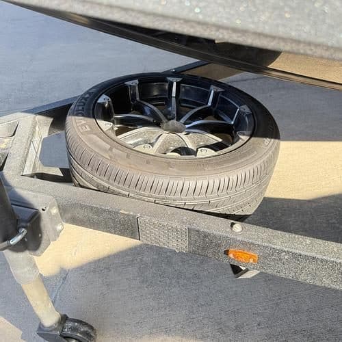 2024 IKON LX 21 (CONSIGNMENT)