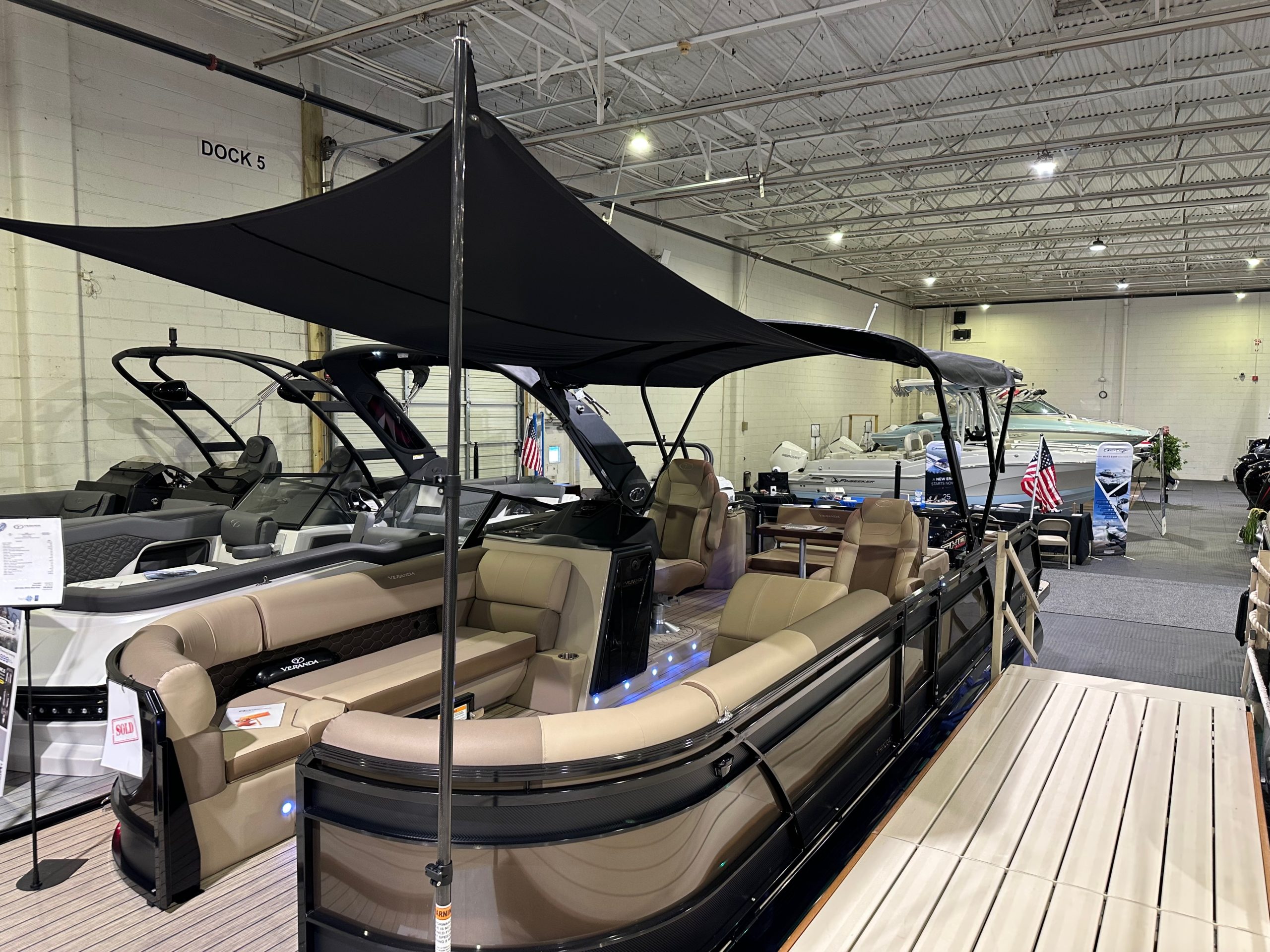 NEW Veranda VR265VLI