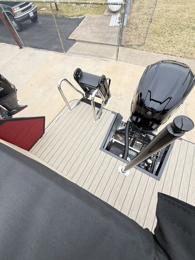 NEW 2026 Veranda VR235RCP Pontoon