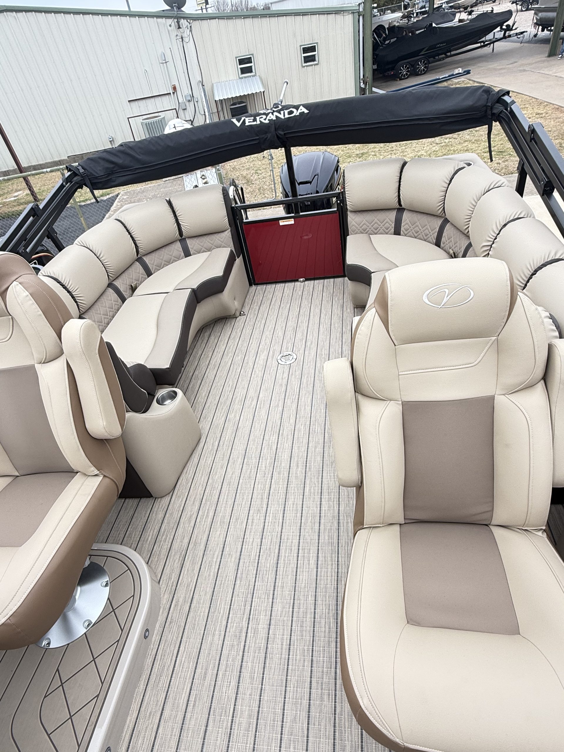 NEW 2026 Veranda VR235RCP Pontoon