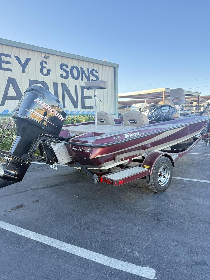 2009 TRITON 18 X 3 PRO