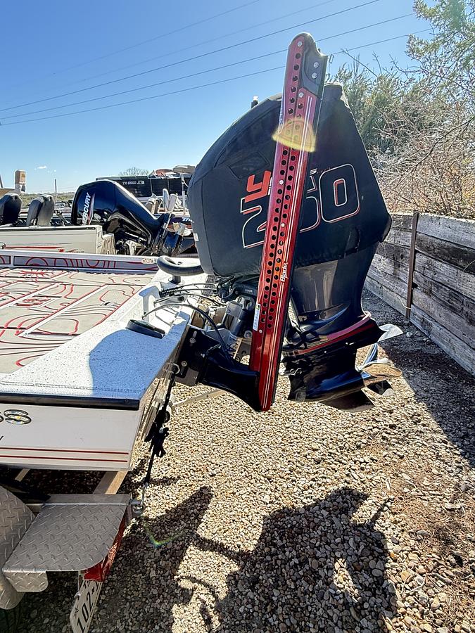 2022 Xpress X-21 PRO BASS