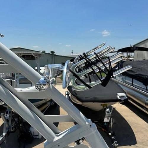 2024 Crownline E235 Surf