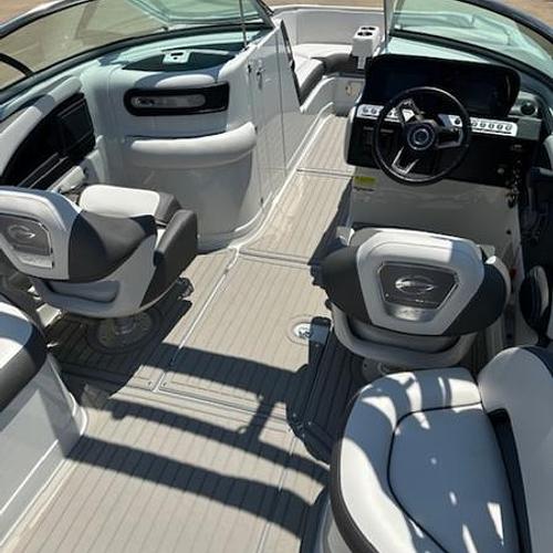 2024 Crownline E235 Surf