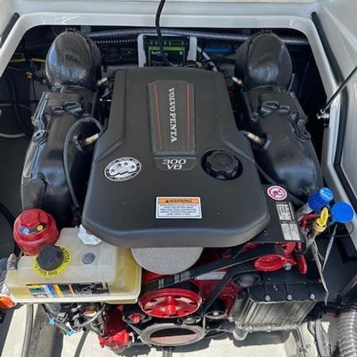 2024 Crownline E235 Surf