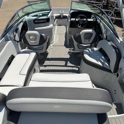 2024 Crownline E235 Surf