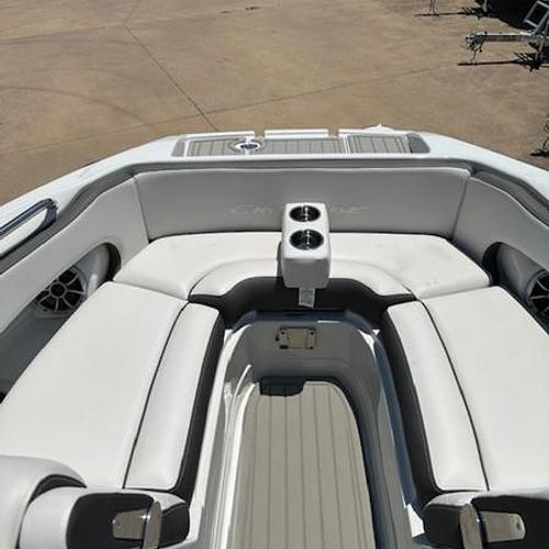 2024 Crownline E235 Surf