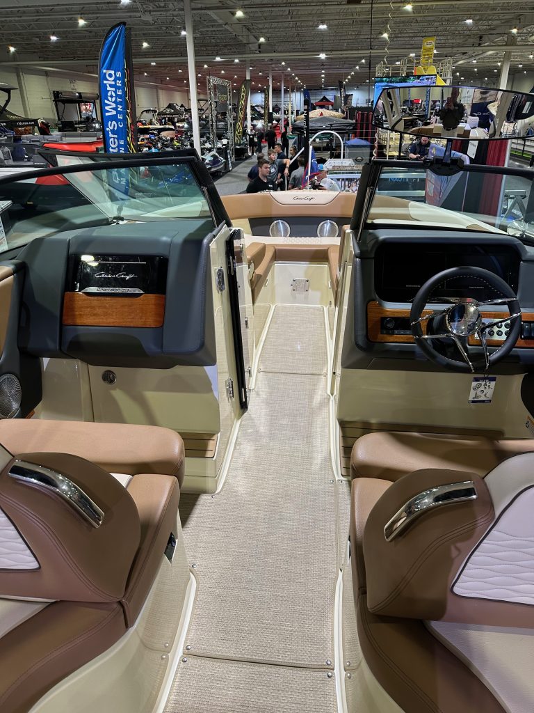 NEW Chris Craft Sportster 28 Wake/Surf