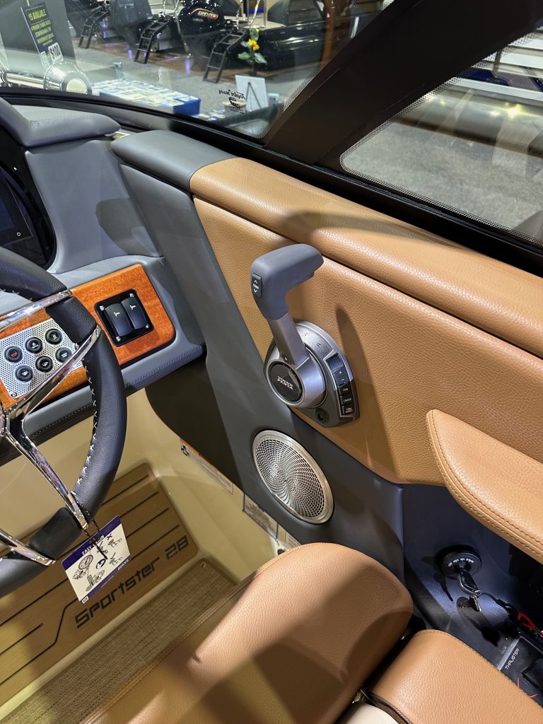 NEW Chris Craft Sportster 28 Wake/Surf