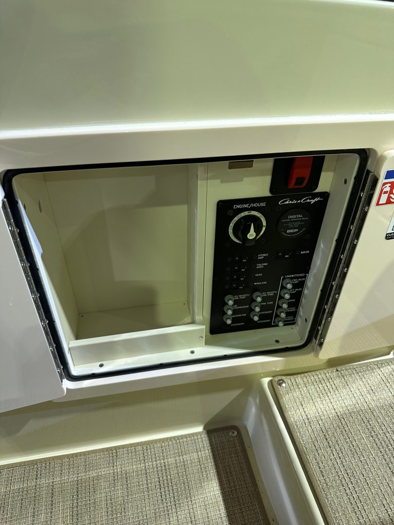 NEW Chris Craft Sportster 28 Wake/Surf