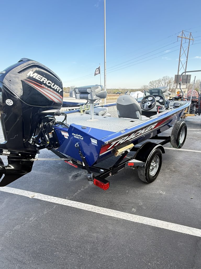 2016 TRACKER PRO TEAM 175 TF