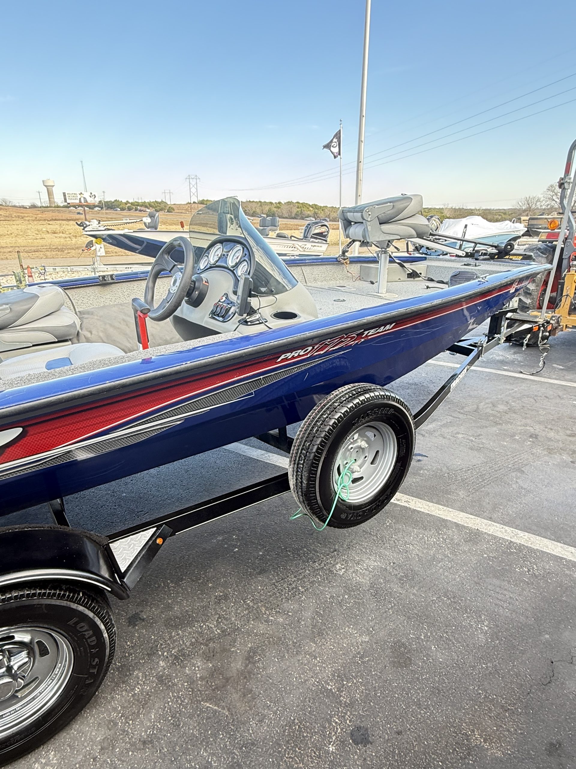 2016 TRACKER PRO TEAM 175 TF