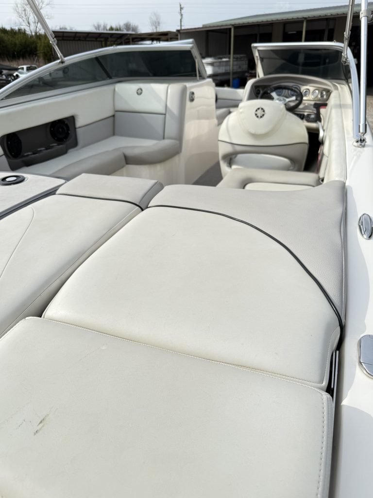 2012 BRYANT 210 BOW RIDER